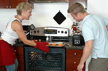 Kelly Leigh and Jeremey Holmes in MILF Kelly Leigh fucking in the kitchen with her big ass episode